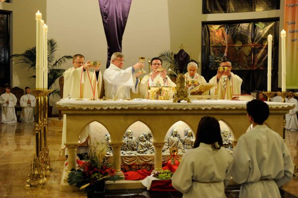 884368_623147854366734_1159525965_o